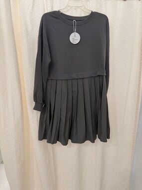 Pleated Panel Long Sleeve Dress - Gray